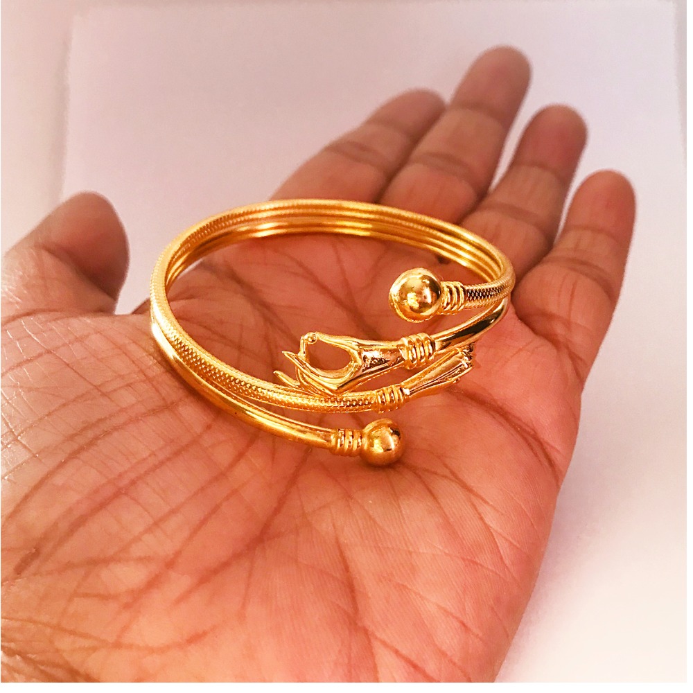 22K Solid Yellow Gold Party Wear Women Bracelet Bangle 22.640 Grams