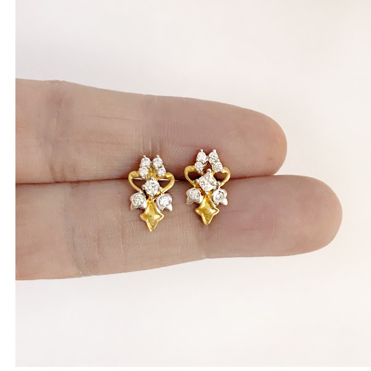 18 Kt Solid Fine Yellow Gold Cubic Zirconia CZ Stud Women Earrings Fine Jewelry