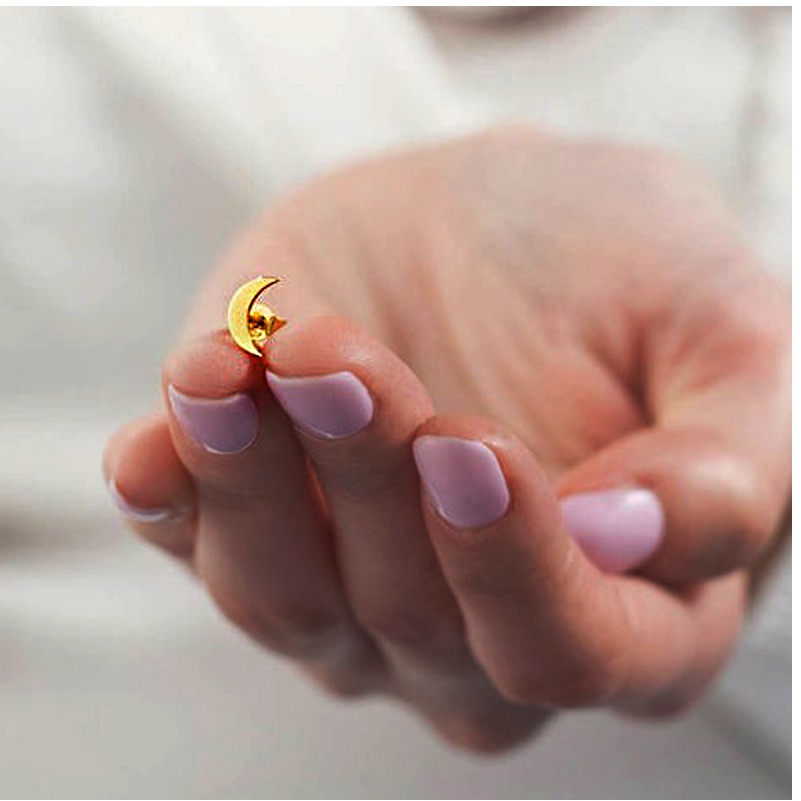 22 Kt Hallmark Real Solid Yellow Gold Tiny Crescent Half Moon Stud Earrings