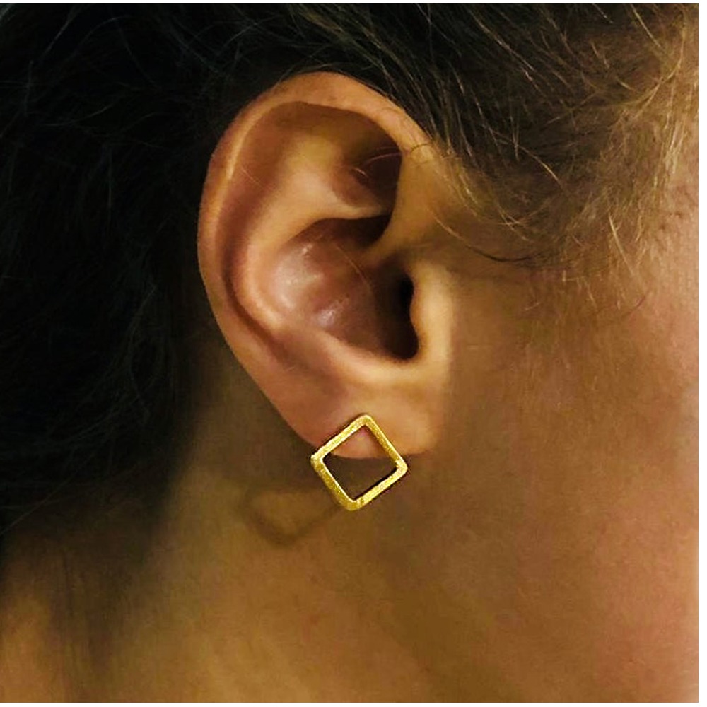 22 Kt Hallmark Real Solid Yellow Gold Geometric Classic Square Stud Earrings