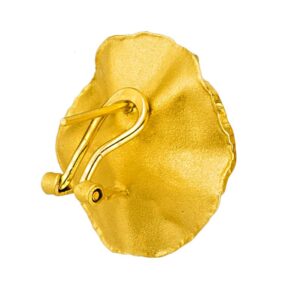 18 Kt Hallmark Solid Yellow Gold Extravagant Flower Pearl Women'S Stud Earrings