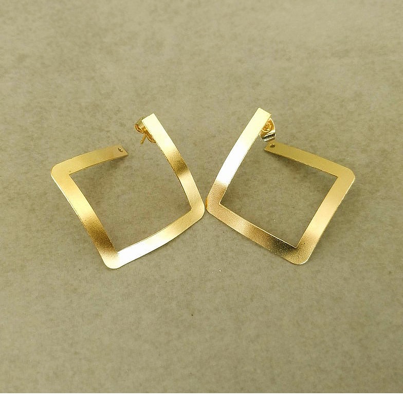 22 Kt Hallmark Real Solid Yellow Gold Square Geometric Post Hoop Stud Earrings