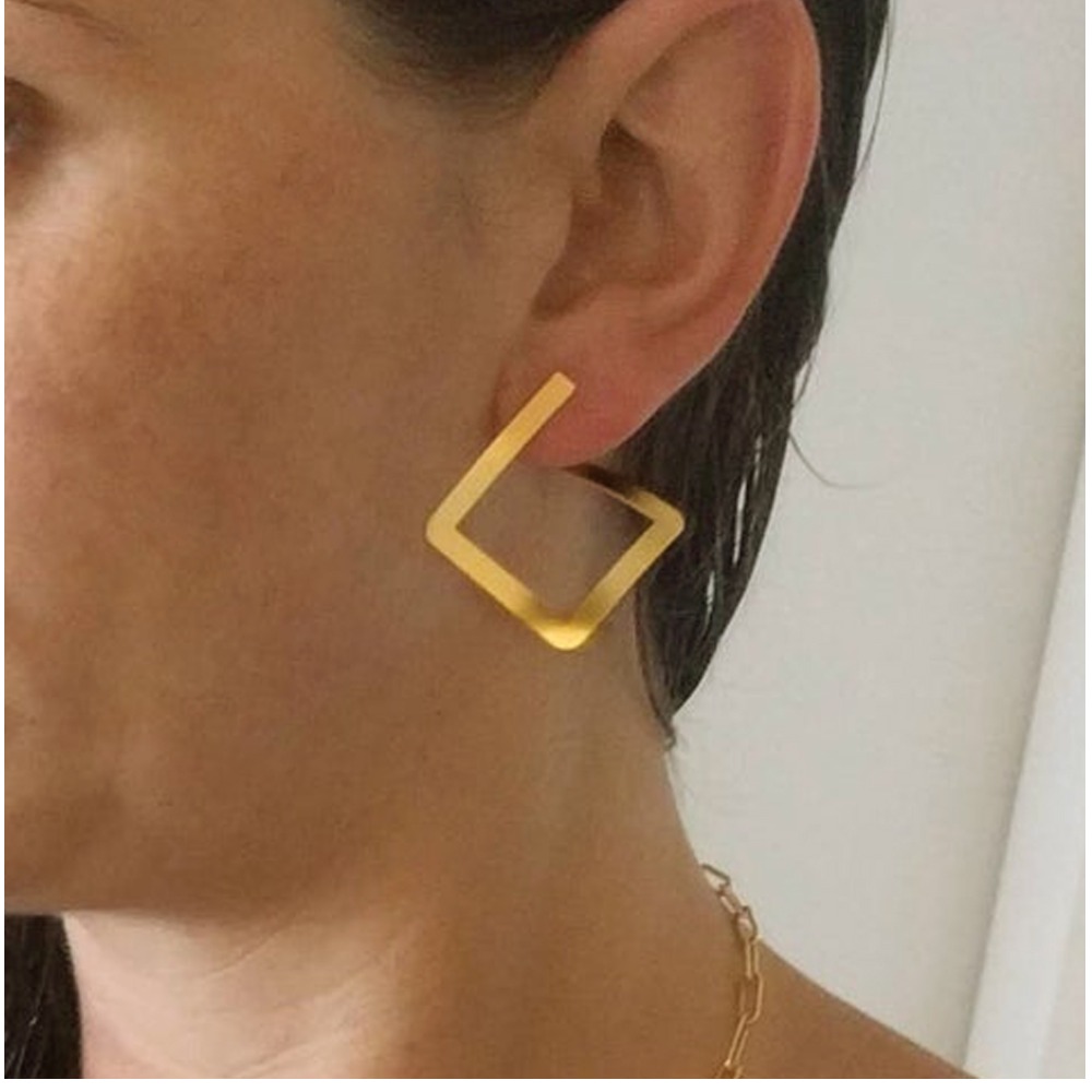 22 Kt Hallmark Real Solid Yellow Gold Square Geometric Post Hoop Stud Earrings