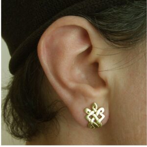 22 Kt Hallmark Real Solid Yellow Gold Celtic Women'S Huggie Hoop Stud Earrings