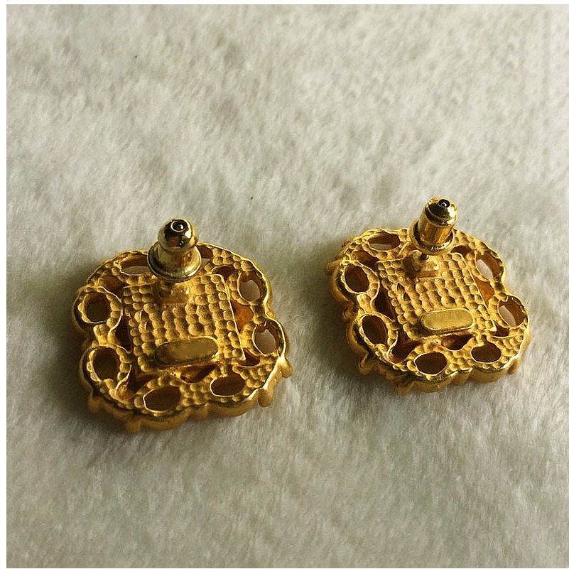 18 Kt Hallmark Real Solid Yellow Gold Elegant Black Onyx Women'S Stud Earrings