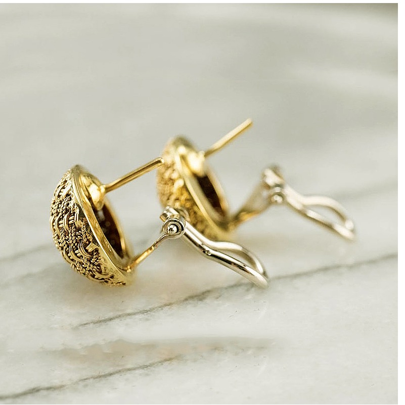 18 Kt Hallmark Real Solid Yellow Gold Italian Woven Domed Stud Earrings Omega