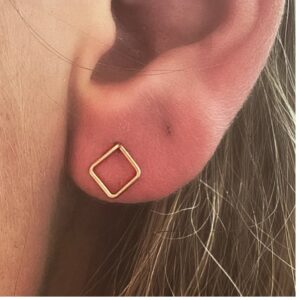 22 Kt Hallmark Real Solid Yellow Gold Square Screw Back Minimalist Stud Earrings