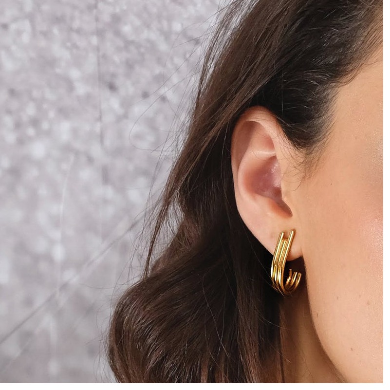 18 Kt Hallmark Real Solid Yellow Gold Urban Wire Modern Gypsy Hoop Stud Earrings