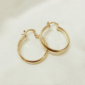 22 Kt Hallmark Real Solid Yellow Chunky Gold Medium Sized Huggie Hoop Earrings