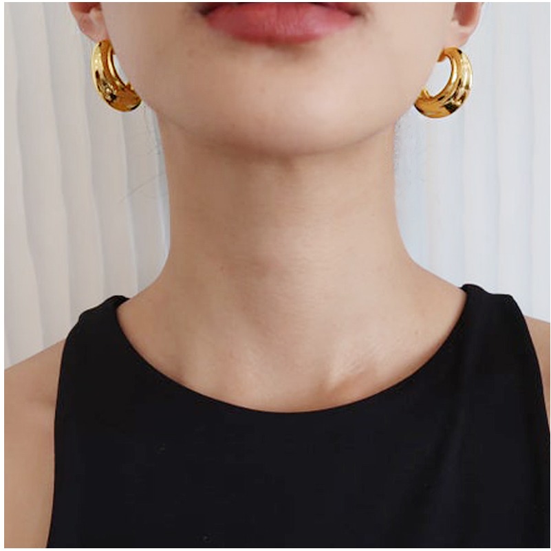 22 Kt Hallmark Real Solid Yellow Chunky Thick Gold Vintage Huggie Hoop Earrings - Image 4