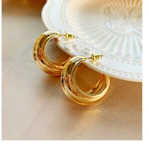 22 Kt Hallmark Real Solid Yellow Chunky Thick Gold Vintage Huggie Hoop Earrings