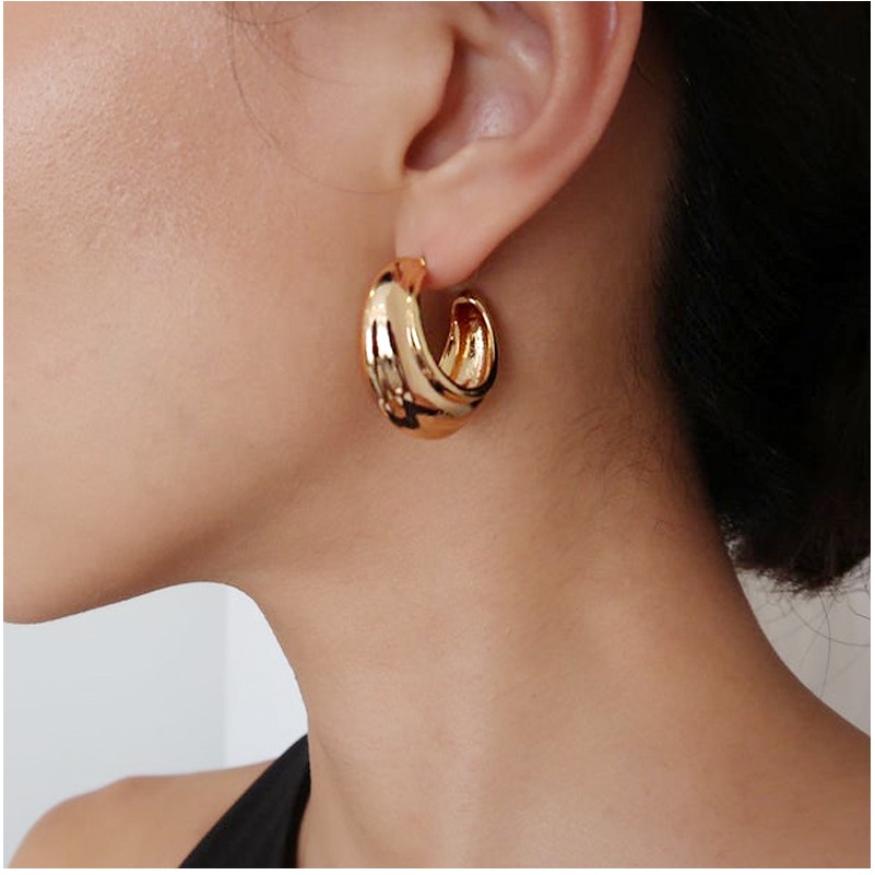 22 Kt Hallmark Real Solid Yellow Chunky Thick Gold Vintage Huggie Hoop Earrings