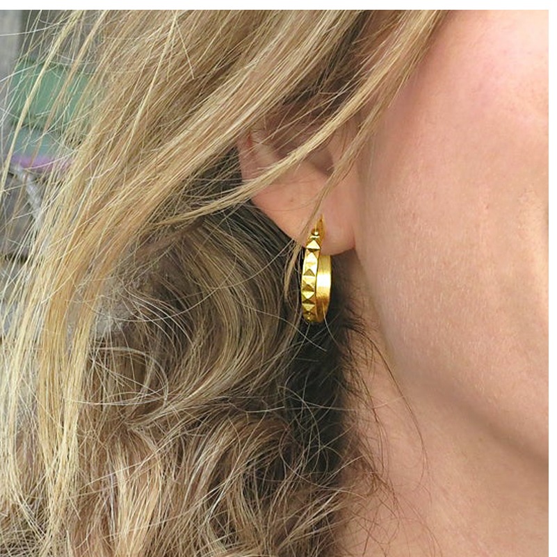 22 Kt Hallmark Real Solid Yellow Gold Gypsy Boho Textured Huggie Hoop Earrings - Image 5