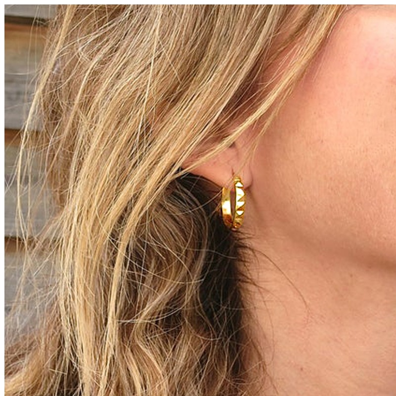 22 Kt Hallmark Real Solid Yellow Gold Gypsy Boho Textured Huggie Hoop Earrings - Image 2
