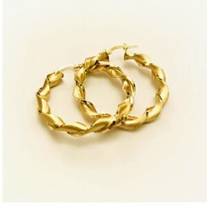 18 Kt Hallmark Solid Yellow Gold Unique Torchon Women'S Huggie Hoop Earring