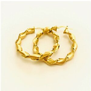 18 Kt Hallmark Solid Yellow Gold Unique Torchon Women'S Huggie Hoop Earring