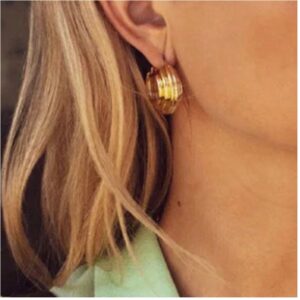 18 Kt Hallmark Real Solid Yellow Gold Chunky Women's Huggie Hoop Earrings 10 Gms
