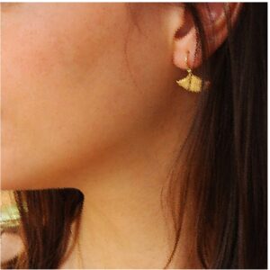 18 Kt Hallmark Solid Yellow Gold Unique Minimalist Women'S Dangle Drop Earrings