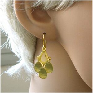 18 Kt Hallmark Solid Yellow Gold Ethnic Teardrop Women'S Dangle Drop Earrings