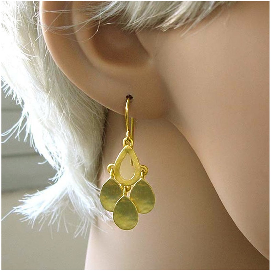 18 Kt Hallmark Solid Yellow Gold Ethnic Teardrop Women'S Dangle Drop Earrings