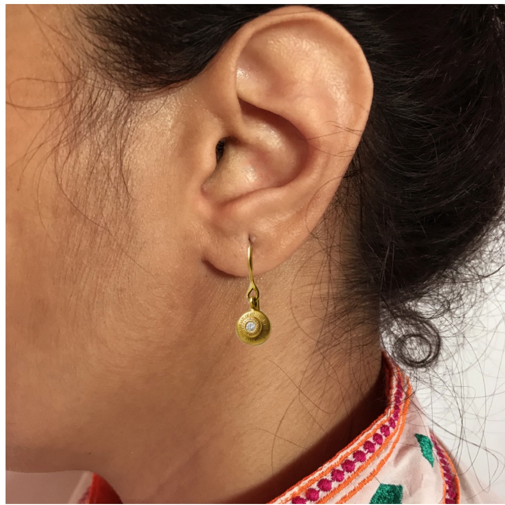 18 Kt Hallmark Real Solid Yellow Gold Ethical CZ Hook Dangle Drop Earrings