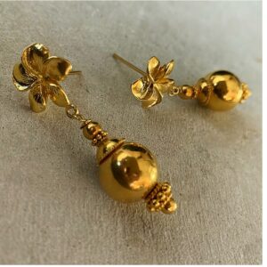 22 Kt Solid Yellow Gold Beads Filigree Wire Wrapped Floral Dangle Drop Earrings