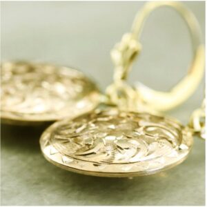 18 Kt Hallmark Real Solid Yellow Gold Engraved Floral Dangle Drop Earrings Lever