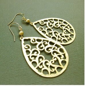 22 K Hallmark Real Solid Yellow Gold Filigree Trerdrop Dangle Hook Drop Earrings