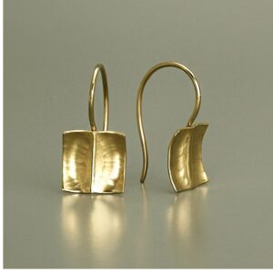 18 Kt Hallmark Real Solid Yellow Gold Square Hammered Hook Dangle Drop Earrings