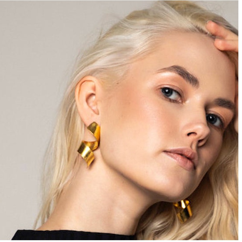 18 k hallmark yellow gold twisted swirl textured dangle drop earrings
