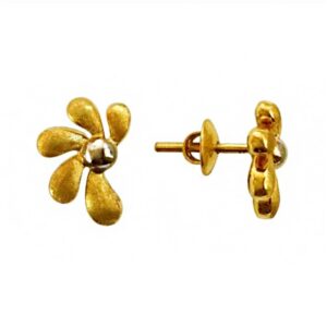 18 kt yellow gold wedding wear stud earrings fine jewelry 4.340 gm