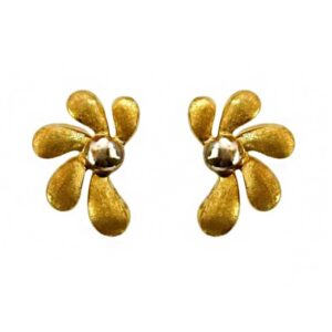 18 kt yellow gold wedding wear stud earrings fine jewelry 4.340 gm