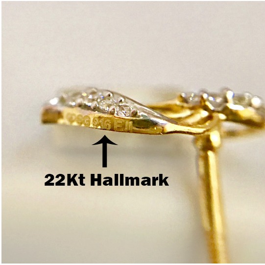 22kt yellow gold party wear wedding wear stud earrings screw back cz
