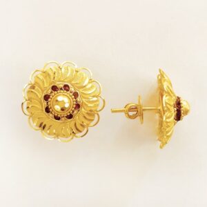 18 Kt Stamped Real Solid Yellow Gold Stud Earring Round Floral Screw Back 5 Gms