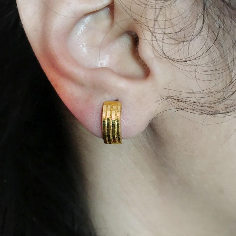 Fine Jewelry 18 Kt Real Solid Yellow Solid Gold Huggie Hoop Earrings 2.380 Grams