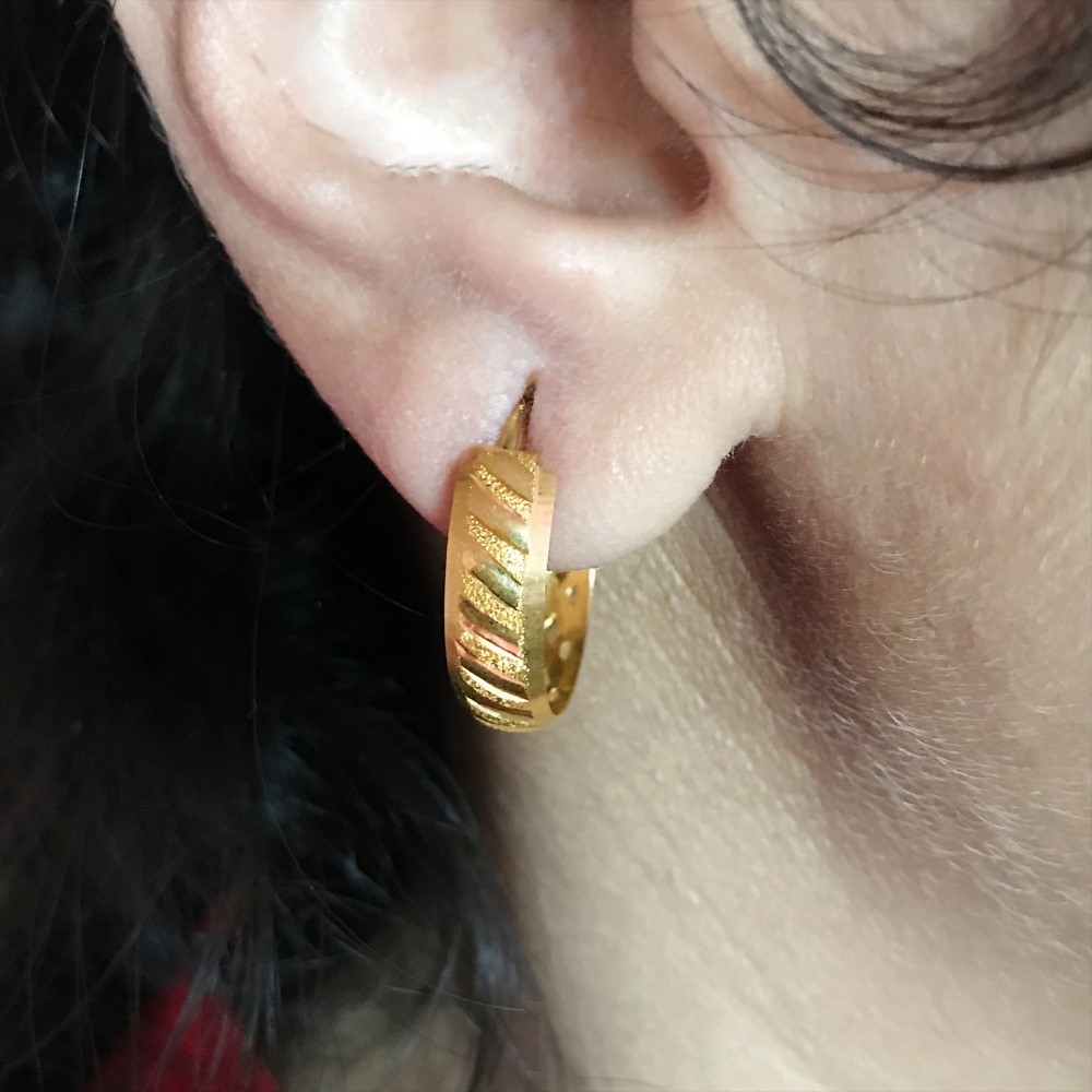 Fine Jewelry 18 Kt Real Solid Yellow Solid Gold Huggie Hoop Earrings 2.600 Grams