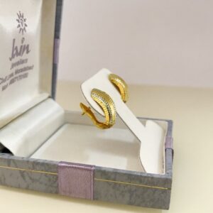 18 Kt Real Solid Yellow Solid Gold Two Tone Huggie Hoop Earrings 2.780 Grams