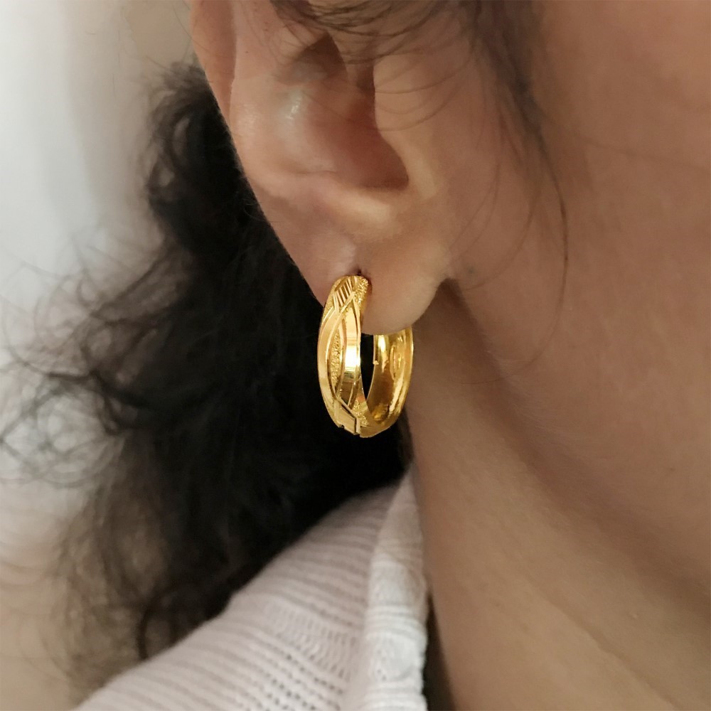 Fine Jewelry 18 Kt Real Solid Yellow Solid Gold Huggie Hoop Earrings 3.120 Grams