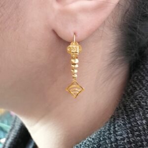18 Kt Stamped Real Solid Yellow Gold Dainty Hook Long Dangle Drop Earrings 2.36g
