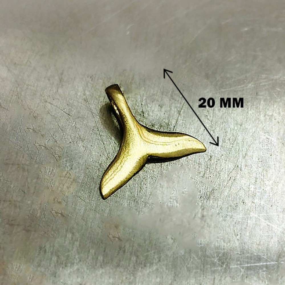 18 Kt Real Solid Yellow Gold Dolphin's Tail Lucky Charmed Chain Necklace Pendant