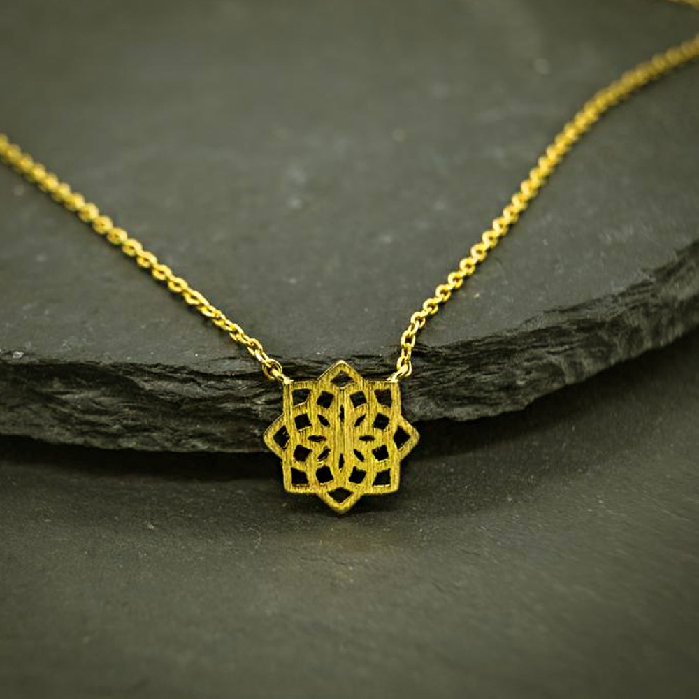 18 K Real Solid Yellow Gold Namana Mandala Flower Brushed Chain Necklace Pendant - Image 4