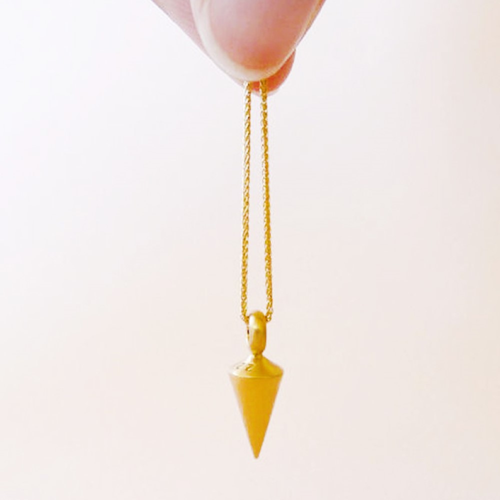 18 Kt Real Solid Yellow Gold Pendulum Cone Charm Minimal Chain Necklace Pendant