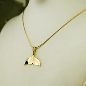 18 Kt Real Solid Yellow Gold Whale's Tail Nautical Charm Chain Necklace Pendant