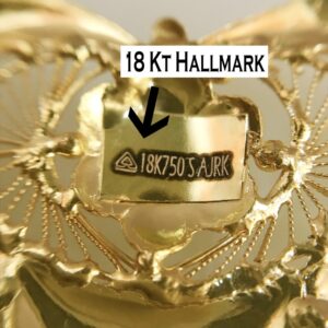 18 Kt Solid Yellow Gold Traditional Handmade Double Loop Women Necklace Pendant