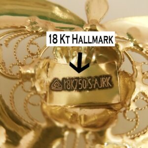 18 Kt Solid Yellow Gold Traditional Handmade Double Loop Women Necklace Pendant