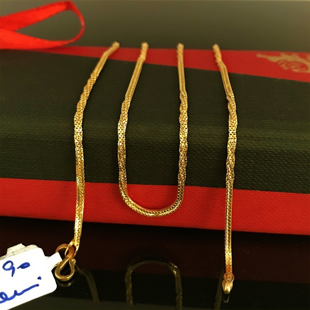 18 Kt Hallmark Real Solid Yellow Gold Curb Necklace Chain 7.990 Grams 21.5'' L