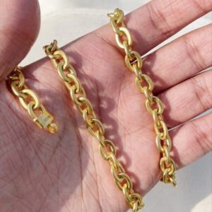 18Kt Real Solid Yellow Gold Curb Cuban Link Necklace Chain Width 8MM 45 Gms 26"