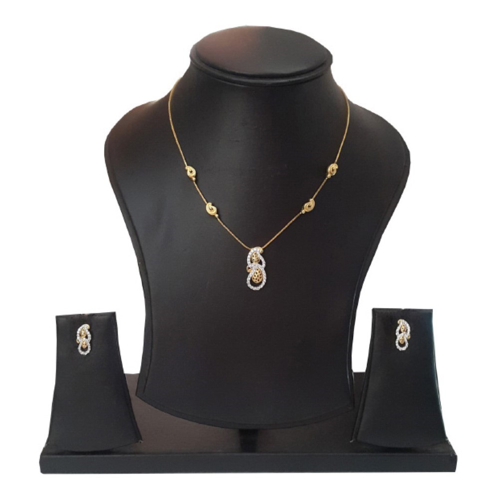18 Kt Solid Yellow Gold Wedding Women's Jewelry Earrings Pendant Necklace Set CZ