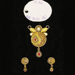 22Kt Solid Yellow Gold Antique Necklace Earrings Women Pendant Set 15.460 Grams