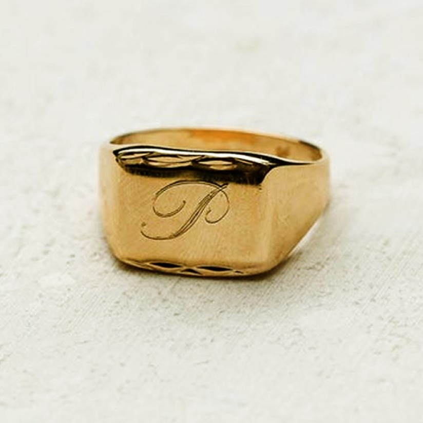 22 Kt   Yellow Gold Engraved Initial Letter P Men'S Ring Size 8-11